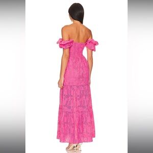 Young Love Midi Dress in Pink
Line & Dot